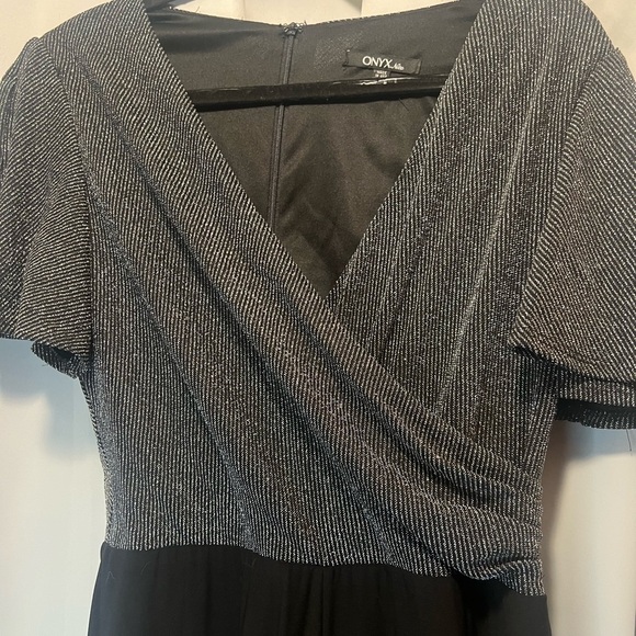 Onyx Silver Gray Sheath Jumpsuit with Flutter Sleeves - Picture 3 of 9